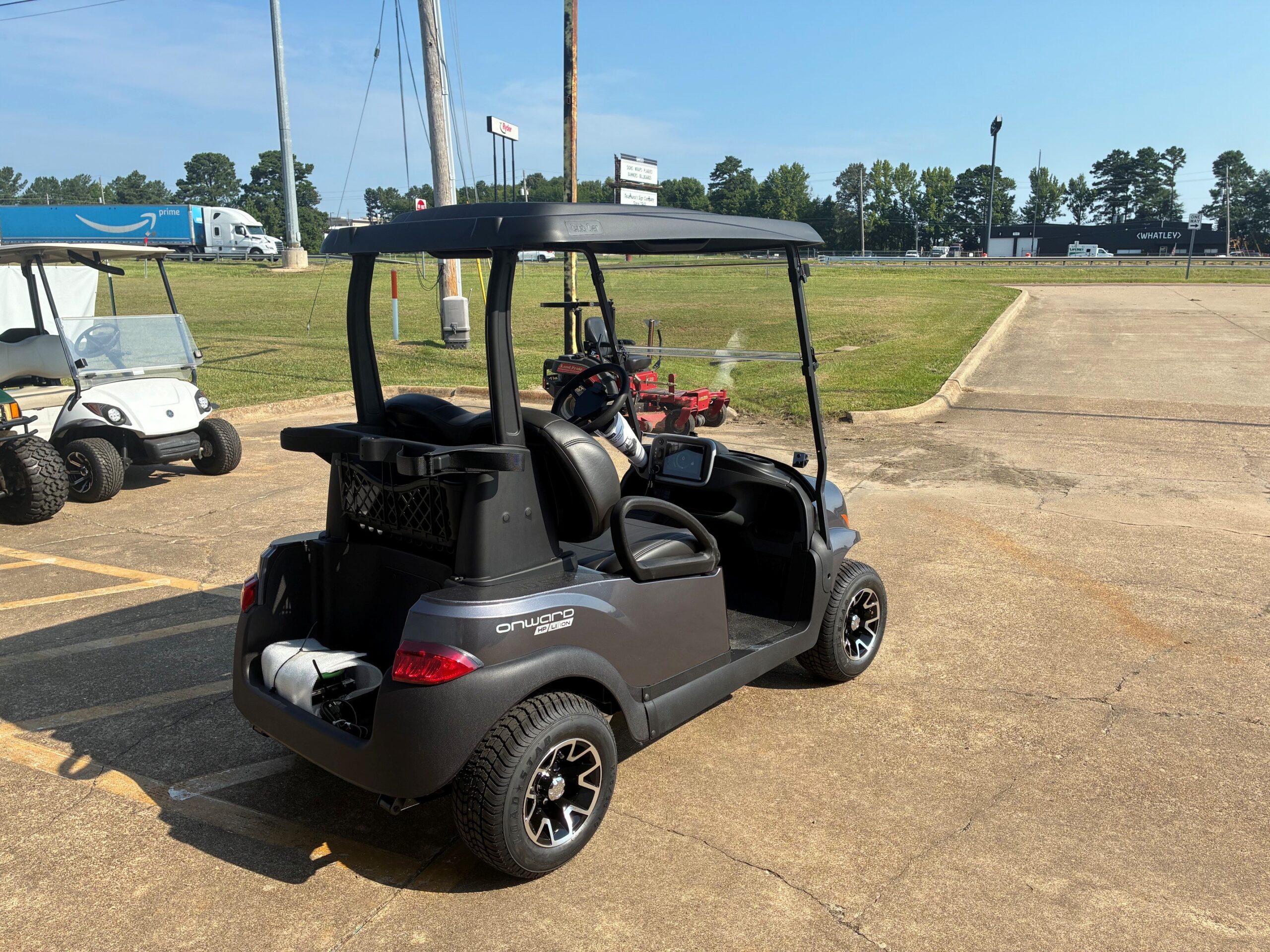 
								2027 Club Car Onward Lithium full									