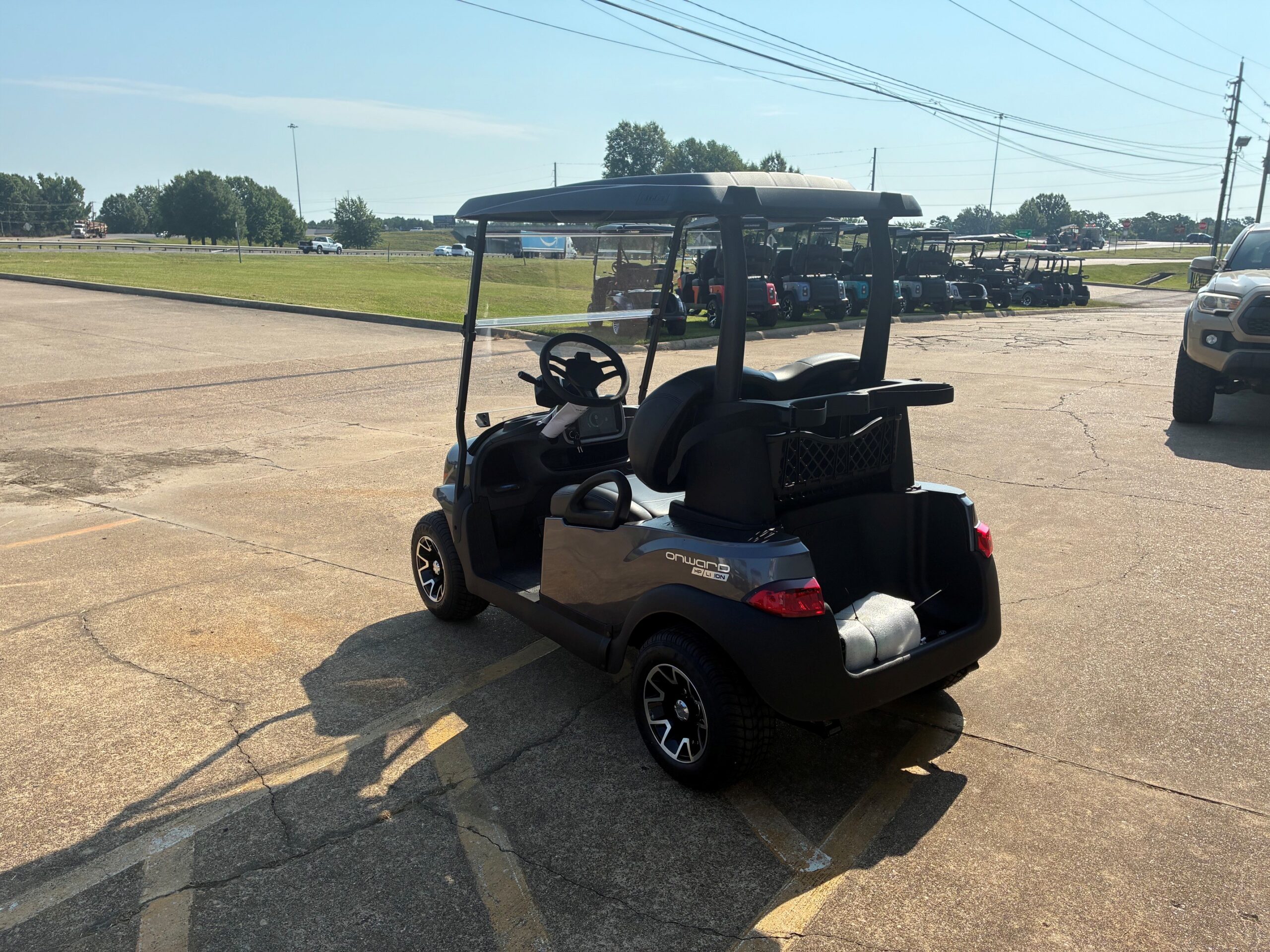 
								2027 Club Car Onward Lithium full									