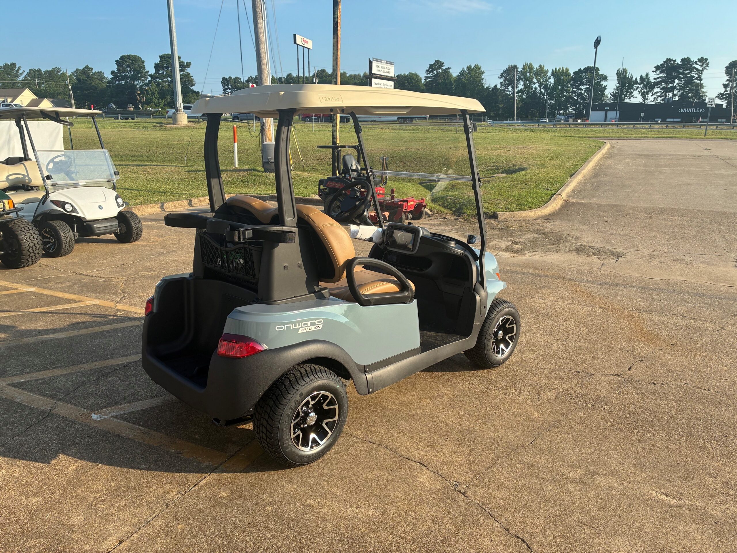 
								2027 Club Car Onward Lithium full									